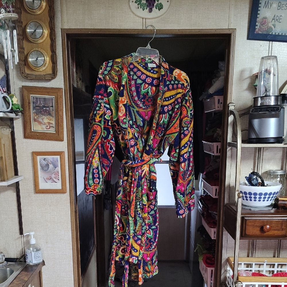 Vera Bradley Multicolor Plush Robe
